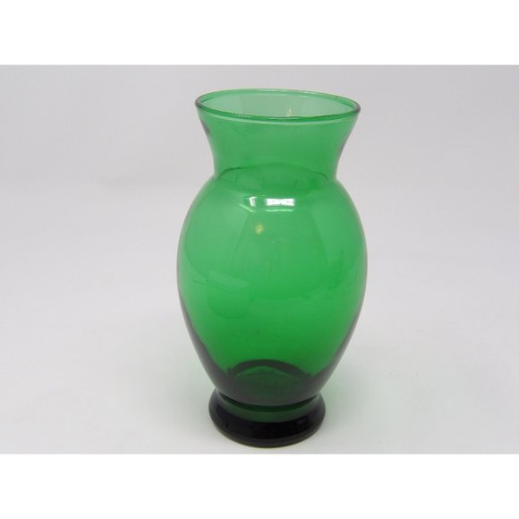 Vintage Emerald Green Glass Vase 6 1/2" H x 3" W - Picture 1 of 10